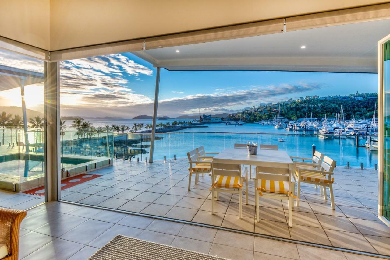 Pavillions Penthouse 25 - Luxury Waterfront Apartment With Private Roof Top Pool And Buggy Hamilton Island Exteriör bild