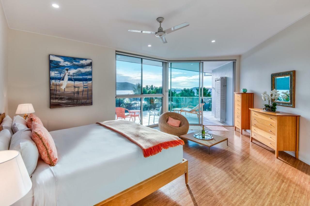 Pavillions Penthouse 25 - Luxury Waterfront Apartment With Private Roof Top Pool And Buggy Hamilton Island Exteriör bild