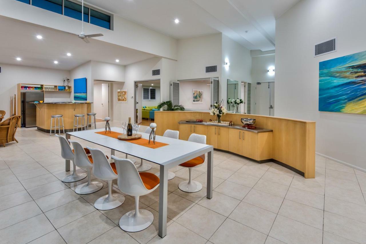 Pavillions Penthouse 25 - Luxury Waterfront Apartment With Private Roof Top Pool And Buggy Hamilton Island Exteriör bild